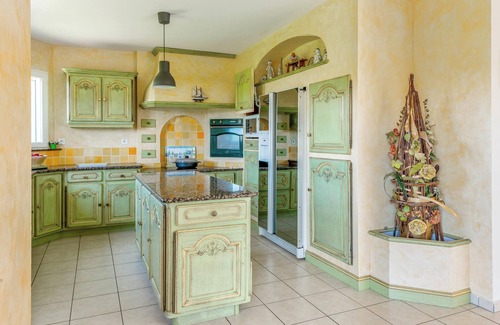 Plurien Casa | Homerez - Casa confortable en Plurien con hammam