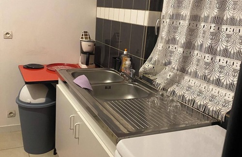 Clion Casa | Homerez - Casa cómoda en Clion con aparcamiento privado