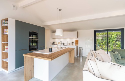 Seignosse Villa | Homerez - Villa cómoda en Seignosse con piscina privada