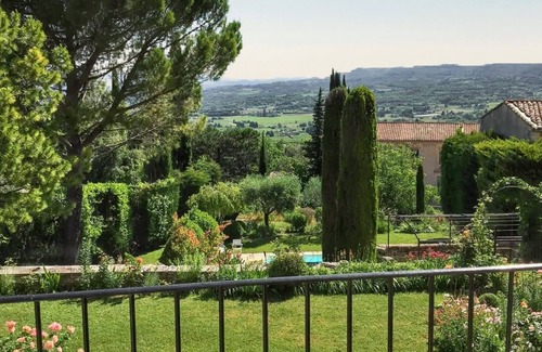 Lacoste Villa | Homerez - Villa familiar con piscina privada en Lacoste – 250 m²