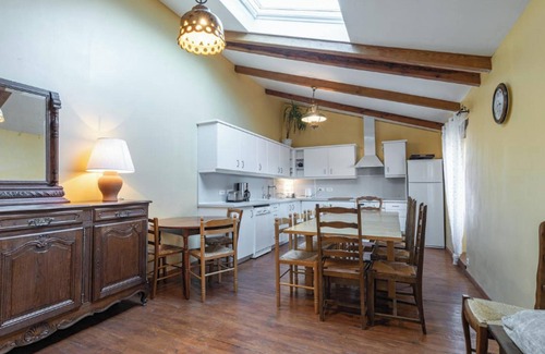 Ferrieres-les-Verreries Apartamento | Homerez - Apartamento en Ferrières-les-Verreries