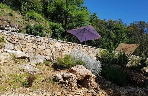 Saint-Julien-de-la-Nef Casa | Homerez - Casa para 8 pers. con piscina compartida en Saint-Julien-de-la-Nef
