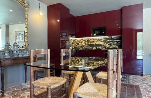 Roullee Casa | Homerez - Casa encantadora con terraza rural