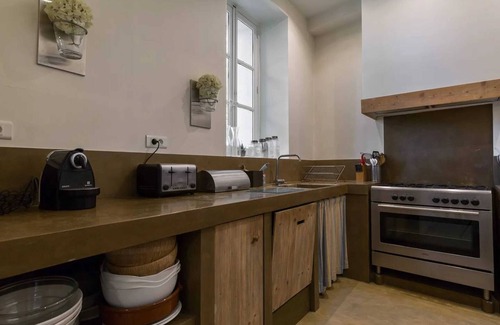 Saumane-de-Vaucluse Casa | Homerez - House in L'Isle-sur-la-Sorgue