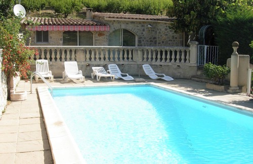 La Roche-sur-le-Buis Casa | Homerez - Holiday House La Roche-sur-le-Buis