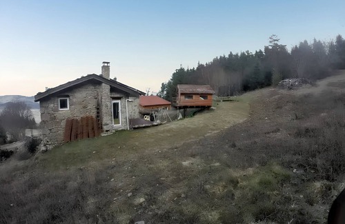 Saint-Sauveur-en-Rue Casa | Homerez - Casa en Saint-Sauveur-en-Rue