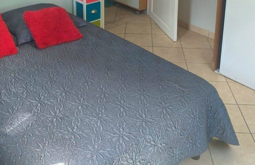 Riviere-Sens Casa | Homerez - House 1 km away from the beach for 8 ppl. with sea view at Gourbeyre