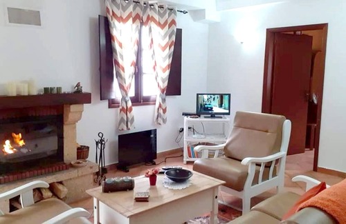 Camacha Casa | Homerez - House 12 km away from the beach for 5 ppl. with terrace at Camacha