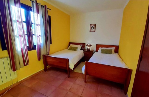 Camacha Casa | Homerez - House 12 km away from the beach for 5 ppl. with terrace at Camacha