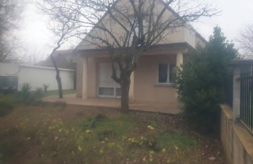 Chenove Casa | Homerez - Espectacular casa para 12 pers. con jardín y terraza en Chenôve