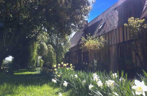 Dame-Marie Casa | Homerez - Casa Dame-Marie con jardín