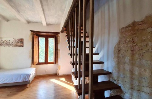 Puy-l'Eveque Casa | Homerez - Casa para 6 pers. con piscina compartida y terraza en Puy-l'Évêque