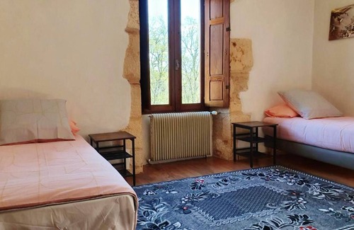 Puy-l'Eveque Casa | Homerez - Casa para 6 pers. con piscina compartida y terraza en Puy-l'Évêque