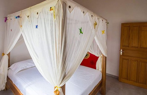 Anse-Bertrand Casa | Homerez - House for 2 ppl. with shared pool, jacuzzi and garden at Anse-Bertrand