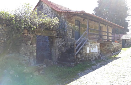 Meada Casa | Homerez - Casa en Águeda, piscina compartida