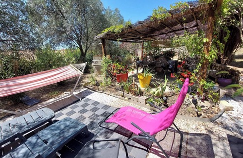 Autignac Casa | Homerez - Casa en Autignac, jardín y vista a la montaña