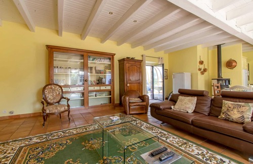 Saint-Aulaire Casa | Homerez - Casa en Saint-Aulaire