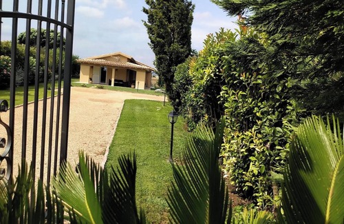 Pescia Romana Casa | Homerez - House in Pescia Romana