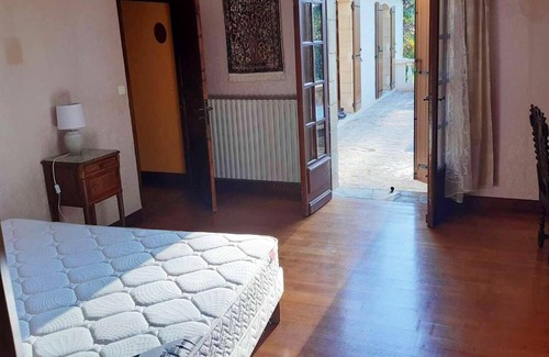 La Fagette Casa | Homerez - House in Le Bugue with garden.