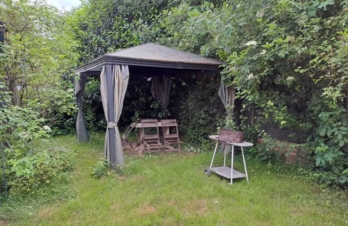 Rougegoutte Casa | Homerez - Encantadora Casa en Rougegoutte con Jardín y Barbacoa