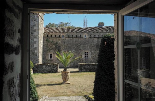 Landevieille Casa | Homerez - Casa Landevieille + jardín