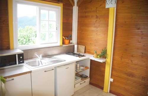 Trois-Rivieres Casa | Homerez - Casa con Vista al Mar en Trois-Rivières