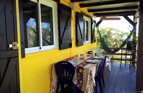 Trois-Rivieres Casa | Homerez - Casa con Vista al Mar en Trois-Rivières
