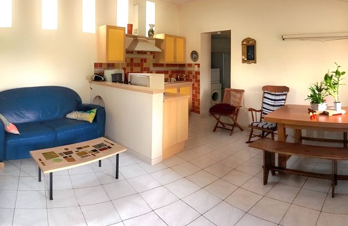 Berriac Casa | Homerez - Casa con jardín en Berriac