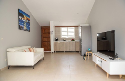 Sainte-Anne Casa | Homerez - Casa con Spa y Sauna en Sainte-Anne