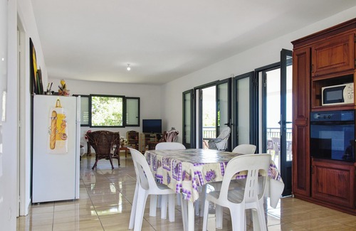 Sainte-Rose Casa | Homerez - Casa con vista al mar en Sainte-Rose