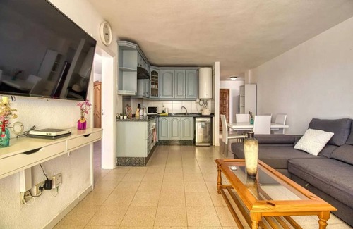 San Eugenio Apartamento | Homerez - Apartamento de Lujo Costa Adeje 130 m²