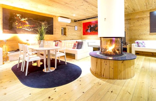 Serta Otro | Homerez - Castillo para 16 pers. con jacuzzi, jardín, terraza y balcón en Sertã