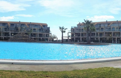 San Jorge Apartamento | Homerez - Apartamento moderno en Castellón, 55m² + piscina