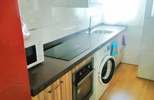 Bailen-Miraflores Apartamento | Homerez - Apartamento moderno en Málaga 80 m² + balcón