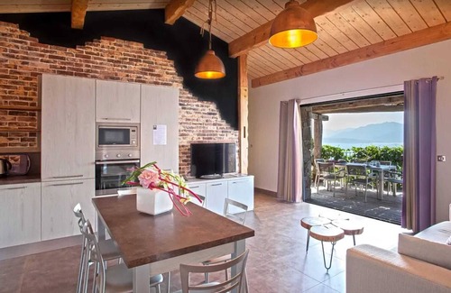 Olmeto Villa | Homerez - Moderna villa con piscina privada en Olmeto - 95 m²