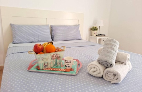 Las Rosas Apartamento | Homerez - Nice appartement 1 km away from the beach for 2 ppl. with shared pool
