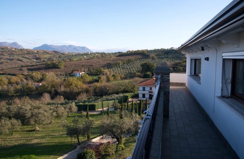 Caiazzo Casa | Homerez - Casa para 6 pers. con piscina compartida y jardín en Bosco di Caiazzo