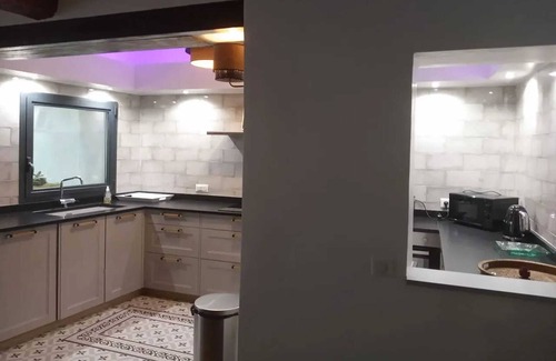 Courthezon Casa | Homerez - Nice house for 8 ppl. with garden and terrace at Courthézon