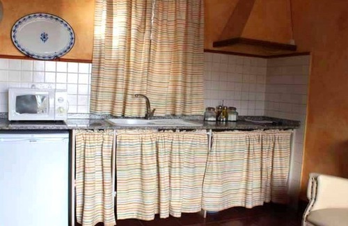 Estepa Casa | Homerez - Bonita casa para 6 pers. con piscina compartida y terraza en Estepa