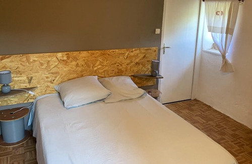 Nauviale Casa | Homerez - Nice house for 4 ppl. with shared pool, garden and terrace at Nauviale