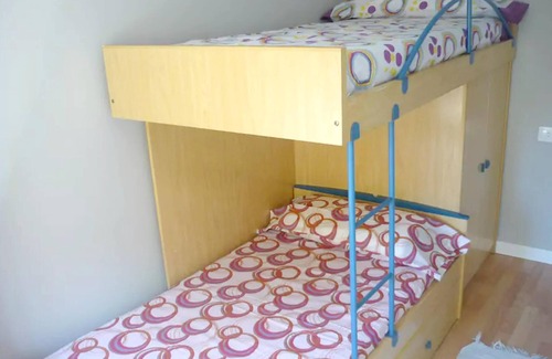Cassa de la Selva Apartamento | Homerez - Spacious Apartment in Cassà de la Selva - 82 m²