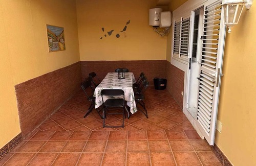 El Tablero Casa | Homerez - Casa espaciosa cerca de El Tablero con jardín cercado