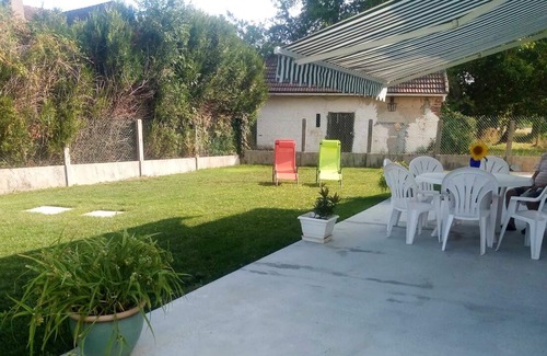 Bleneau Casa | Homerez - Espaciosa casa para 6 pers. en Bléneau