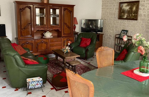 La Courade Casa | Homerez - Espaciosa casa para 7 pers. con jardín y terraza en Fleurac