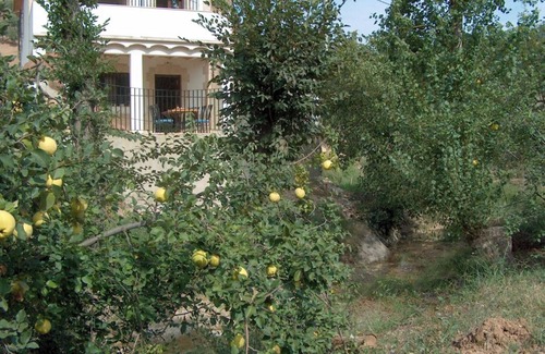 Rute Villa | Homerez - Casa espaciosa en Zambra con piscina privada
