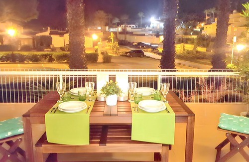 Vale do Lobo Casa | Homerez - Casa espaciosa en Loulé con piscina compartida