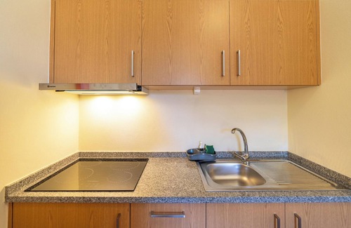 Prazeres Casa | Homerez - Casa espaciosa con piscina en Prazeres