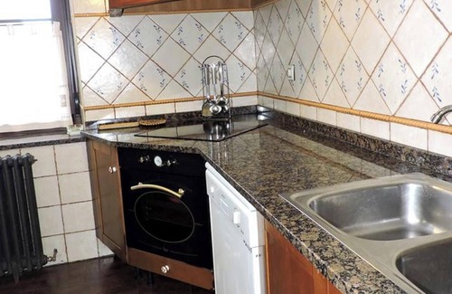 Premio Casa | Homerez - Casa espaciosa con vista a la montaña en Premio