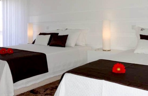 Riba de Mouro Casa | Homerez - Spacious house for 5 ppl. with terrace at Riba de Mouro