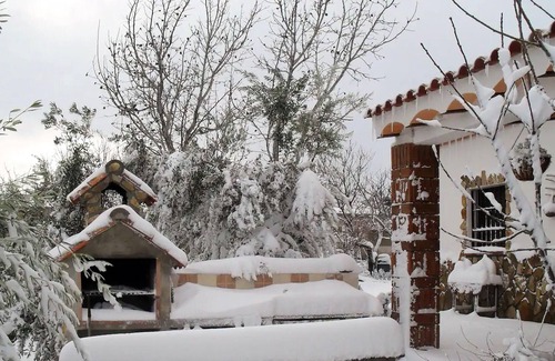 Pozo Alcon Villa | Homerez - Espaciosa villa para 6 pers. con piscina y terraza en Pozo Alcón